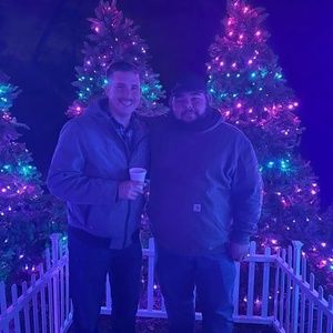 Meet your Posher, Cameron